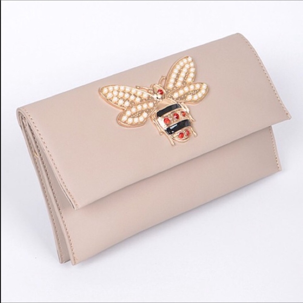 IVORY BEE DETAIL CLUTCH BAG - Picture 4 of 8